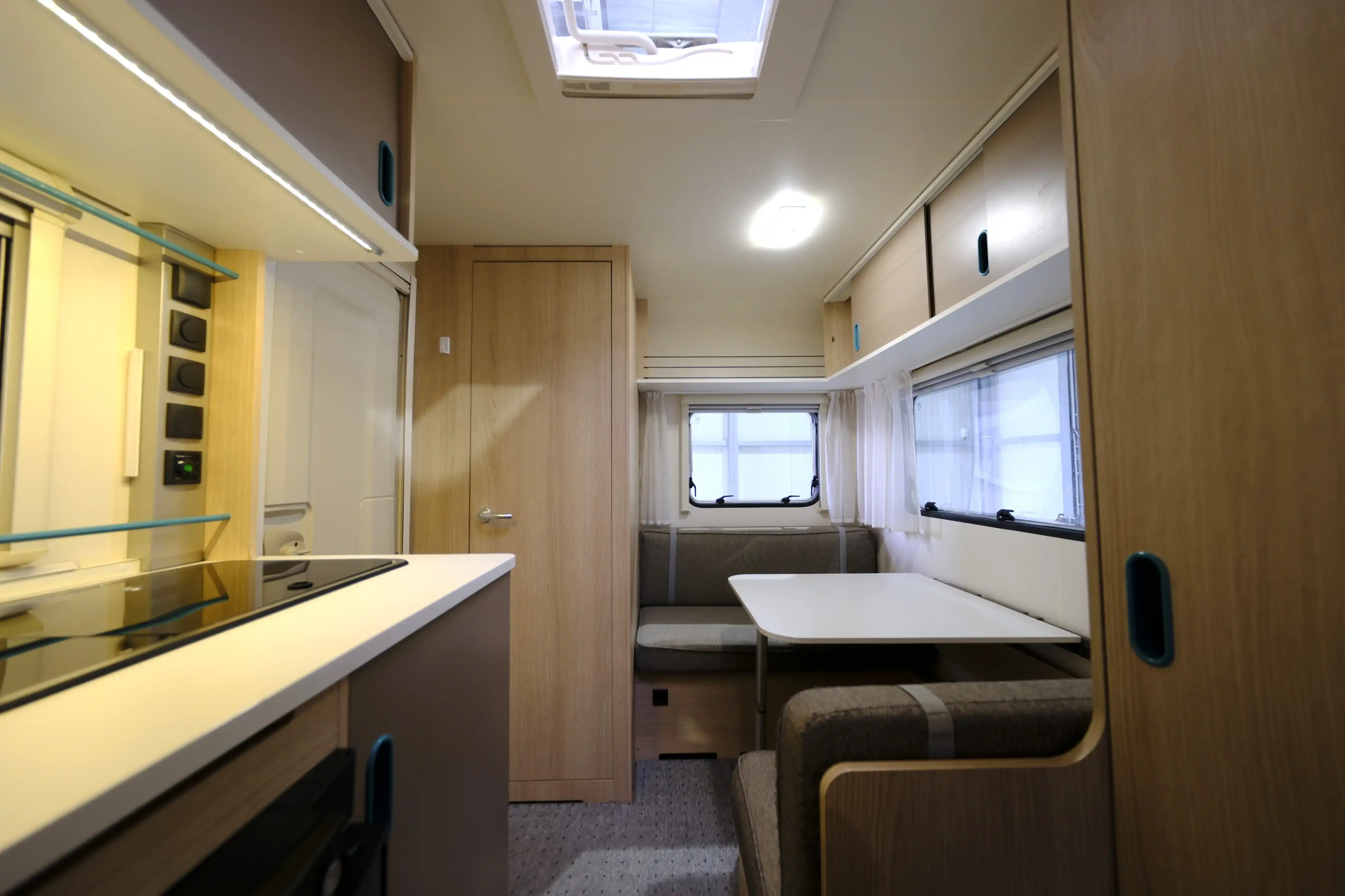 ADRIA Aviva 400 PS